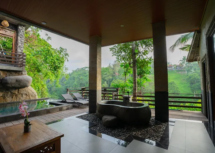 Paras Guest house 4*