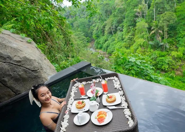 Paras Guest house 4*