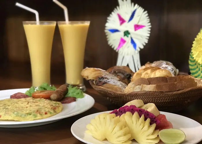 Paras Guest house 4*